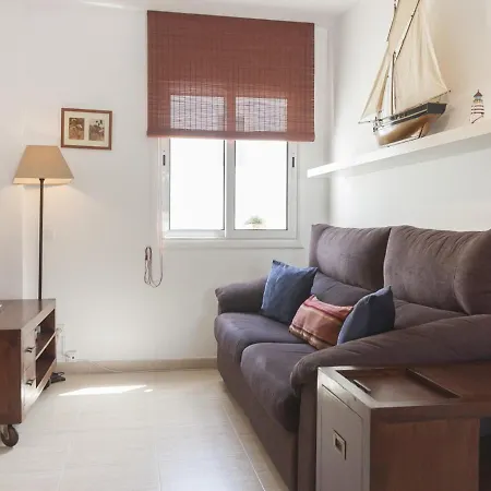 Lets Holidays Centric With Parking Apartment