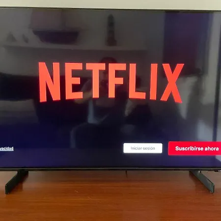 Lets Holidays Centric With Parking *